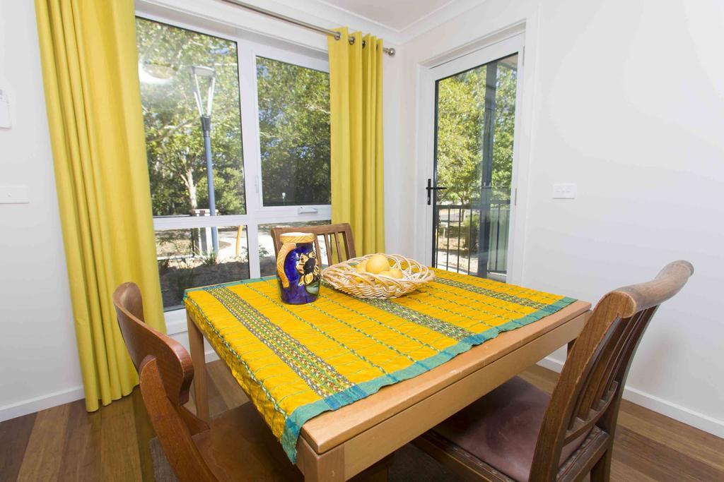 One Of A Kind Apartments Canberra Exteriör bild