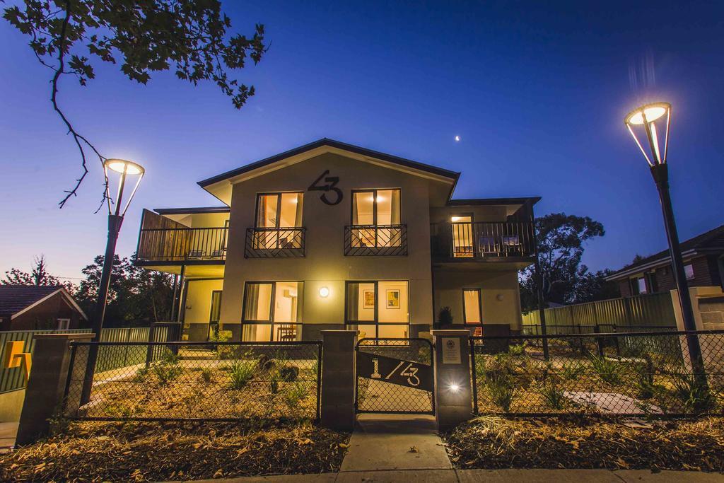 One Of A Kind Apartments Canberra Exteriör bild