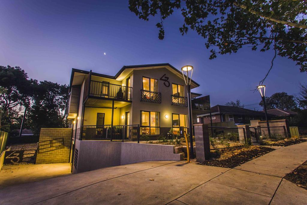 One Of A Kind Apartments Canberra Exteriör bild